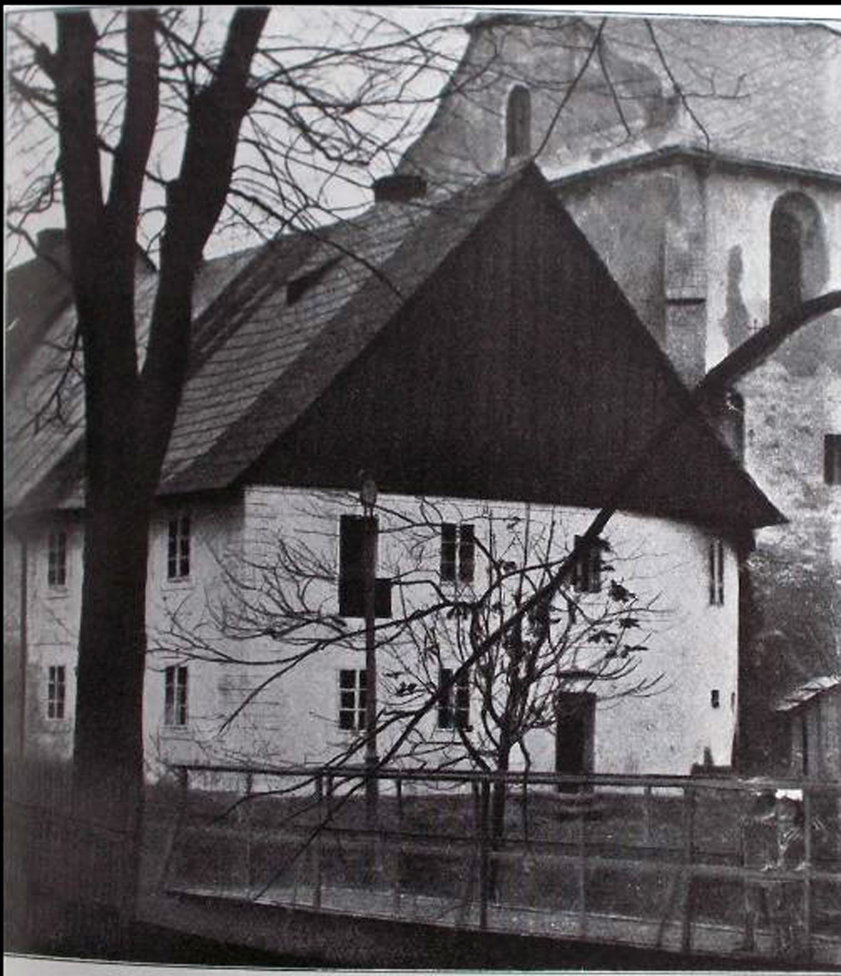 Dům na místě Prašné věže